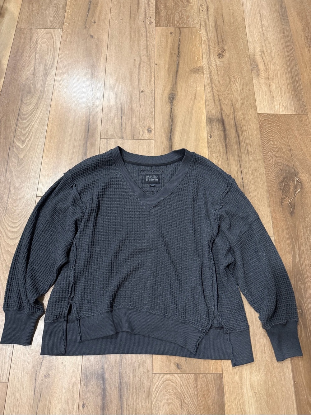 American Eagle Outfitters Black Waffle Knit Long Sleeve V-Neck Top